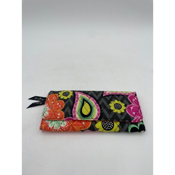 Vera Bradley Colorful Quilted Wallet Floral Chevron Patterns Multiple Card Slots - Picture 1 of 5